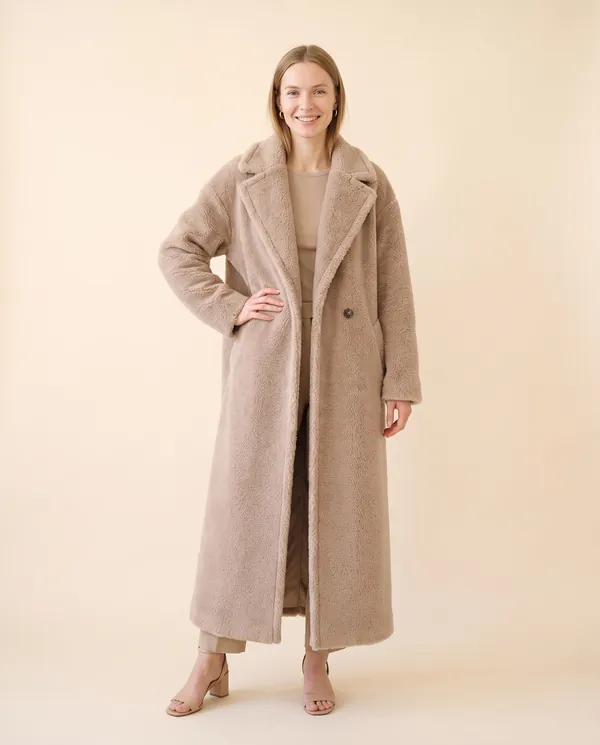 Maxi Teddy Coat in Sand, front view, worn by Maya