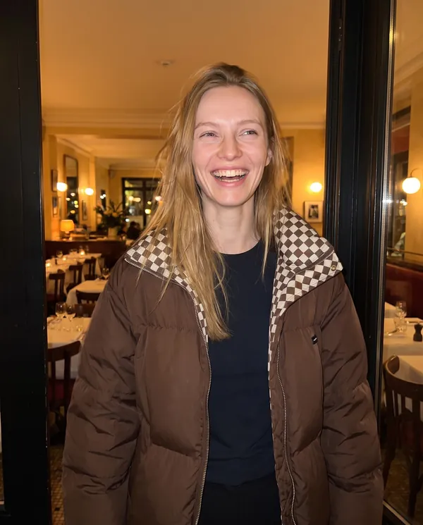 Satin Eve styling: Oversized Puffer Jacket with Check Collar