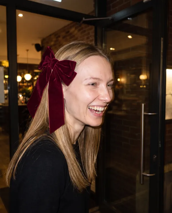 Satin Eve styling: Velvet Bow Hair Barrette