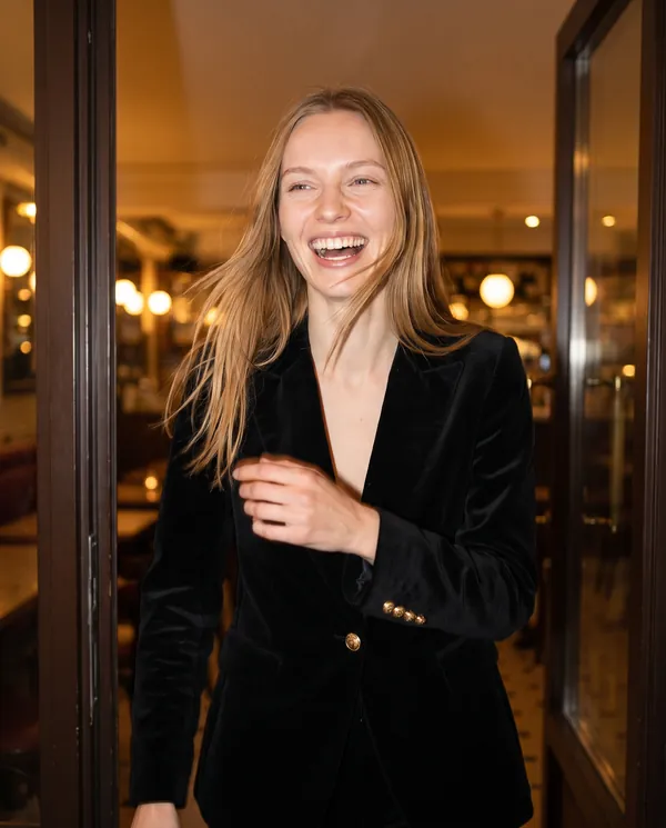 Satin Eve styling: Velvet Single-Button Blazer