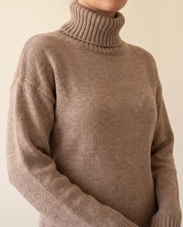 Turtleneck Knit Midi Dress in Taupe, close-up of the detail