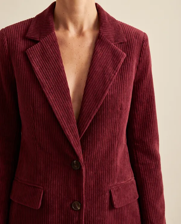 Corduroy Relaxed Blazer in Burgundy, close-up of the detail