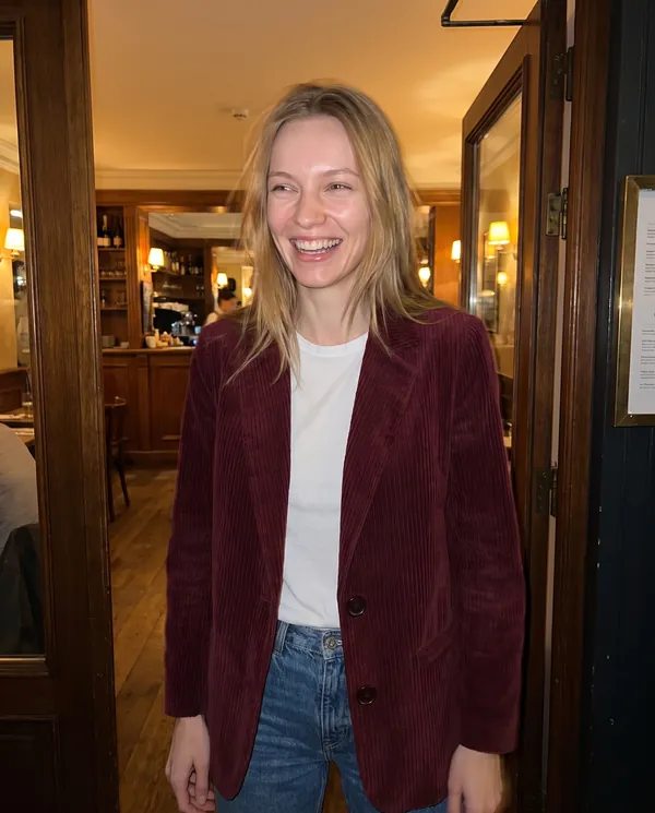 Satin Eve styling: Corduroy Relaxed Blazer