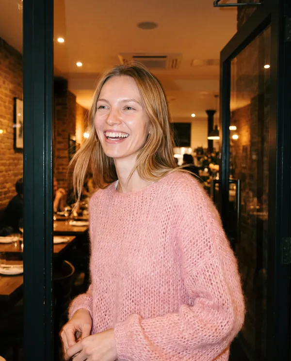Satin Eve styling: Open Knit Mohair-Look Jumper