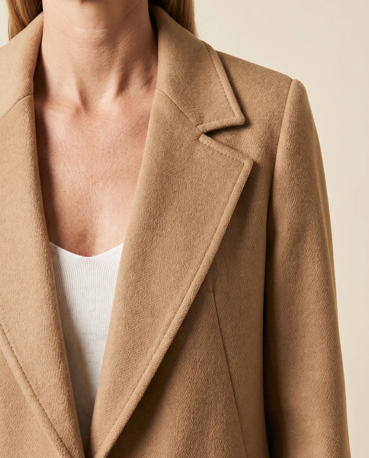 Extra-Long Wool-Look Coat with Back Vent in Camel, close-up of the detail