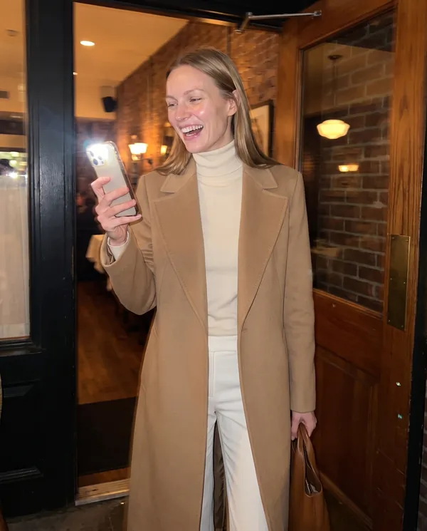 Satin Eve styling: Extra-Long Wool-Look Coat with Back Vent