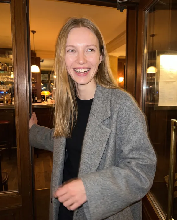 Satin Eve styling: Oversized Grey Wool-Look Coat