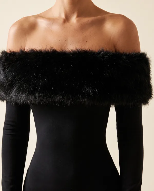 Off-Shoulder Faux Fur Trim Bodycon Midi in Black, close-up of the detail
