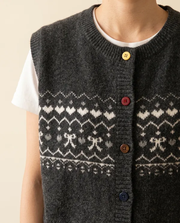 Fair Isle Bow Button Knit Vest in Charcoal, close-up of the detail