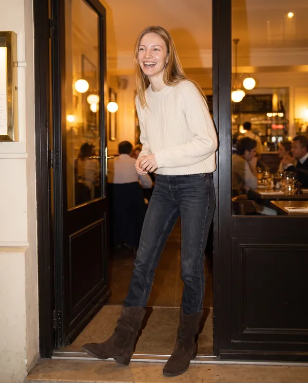 Satin Eve styling: Faux Suede Slouch Western Boot