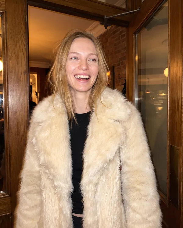 Satin Eve styling: Faux Fur Coat with Wide Collar and Long Pile