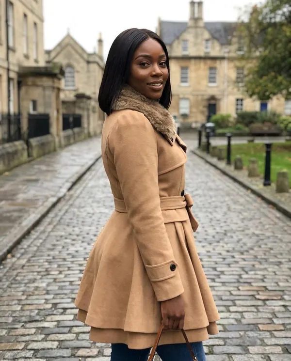 Satin Eve styling: Flared Faux Fur Collar Coat