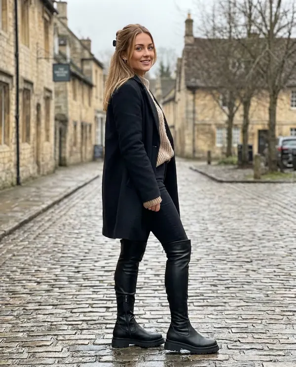 Satin Eve styling: Flat Platform Over-the-Knee Boot