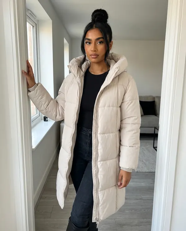 Satin Eve styling: Straight Hooded Puffer Coat